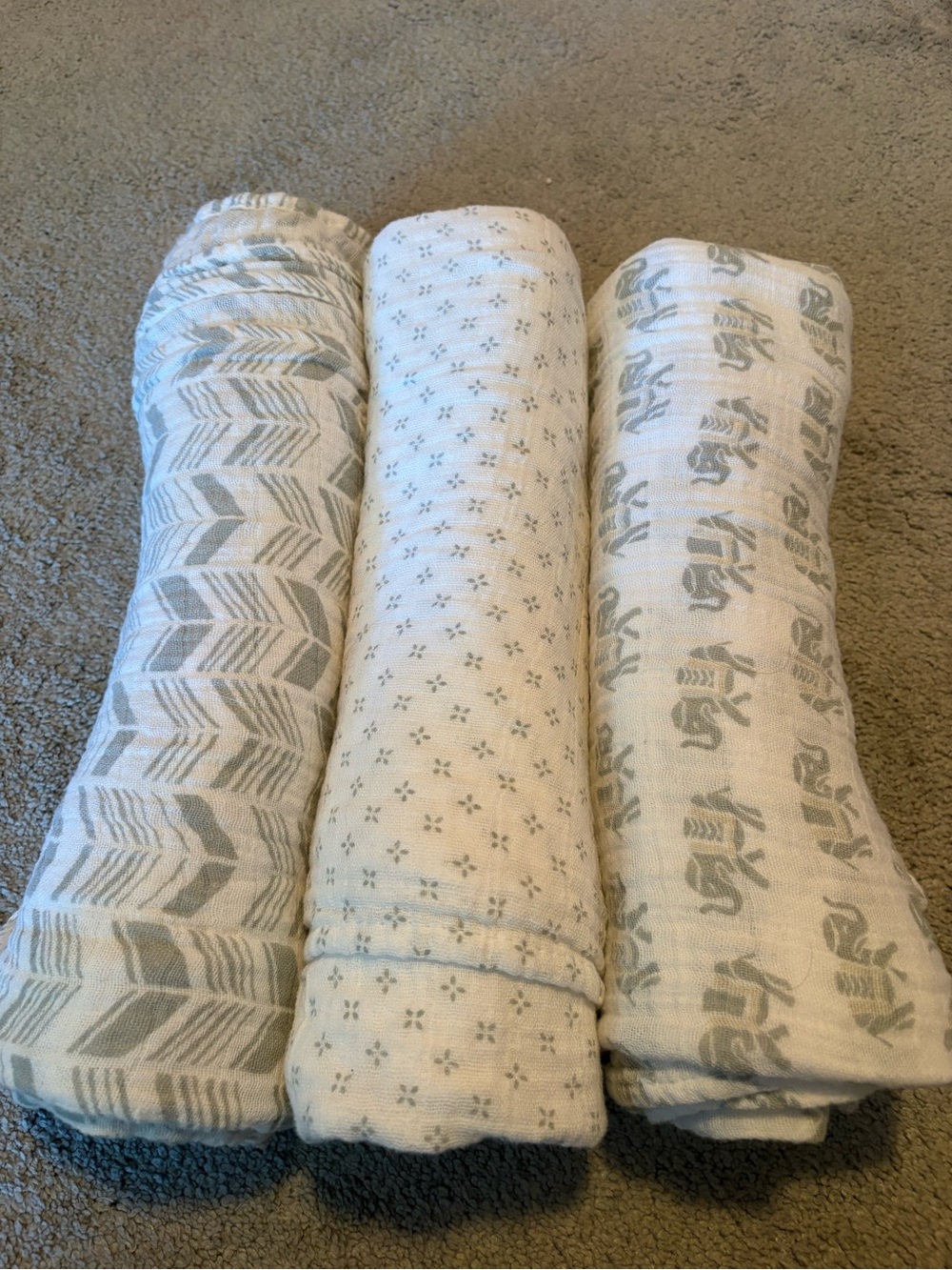 aden + anais Neutral Gray & Cream Muslin Swaddle Trio